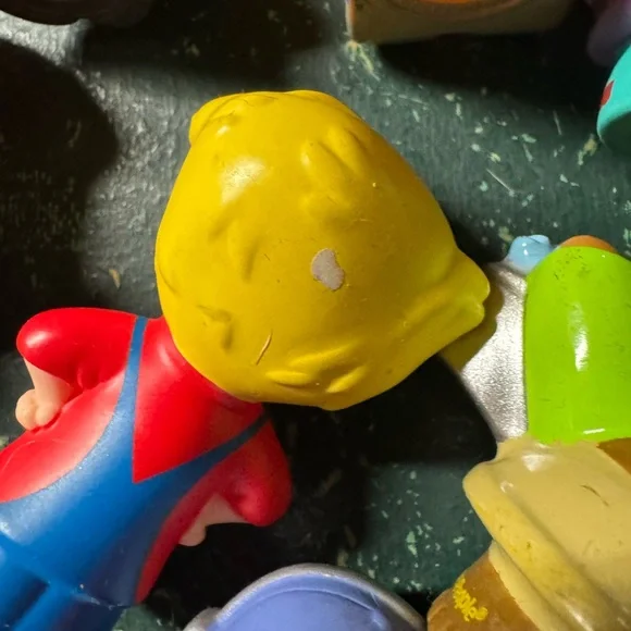 Lot of fisher price little people replacement figures - Picture 7 of 9